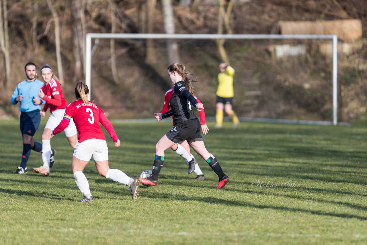 Bild 206 - F Rot Schwarz Kiel - SV Henstedt Ulzburg 2 : Ergebnis: 1:1